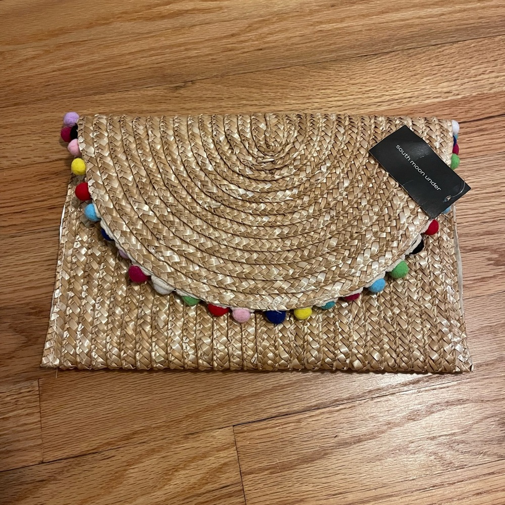 Shiraleah Natural Woven Straw Clutch